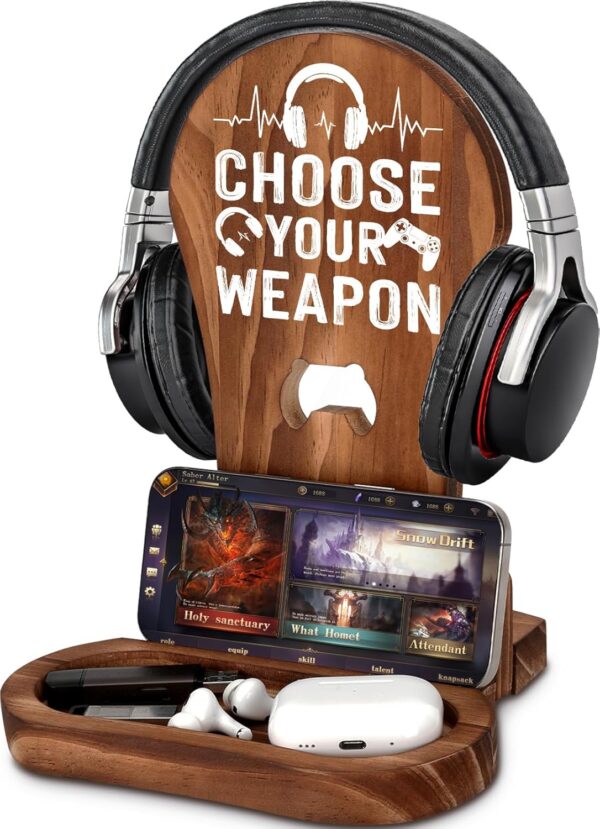 Gamer Gifts for Teenage Boys, Gaming Christmas Birthday Gifts for Men Son Boyfriend Husband Game Lover, Gamer Room Decor for Man, Wood Headset Stand for Gaming Desk Decor -Choose Your Weapon