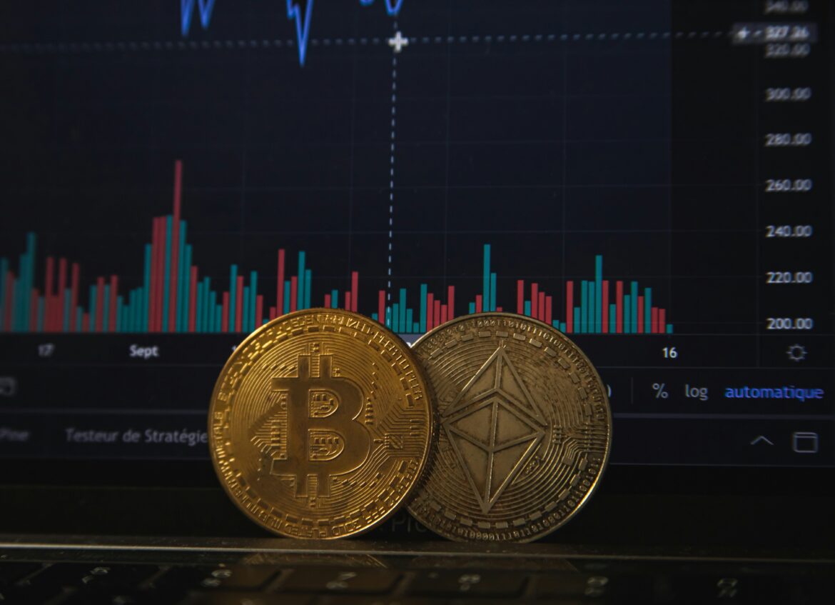 BTC and ETH Falling While Altcoins Stable Is Often a 'Sign of Strength,' Says Analyst