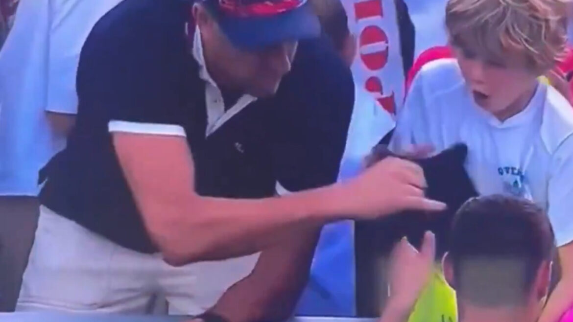 Pharah dunking a basketball in Overwatch 2