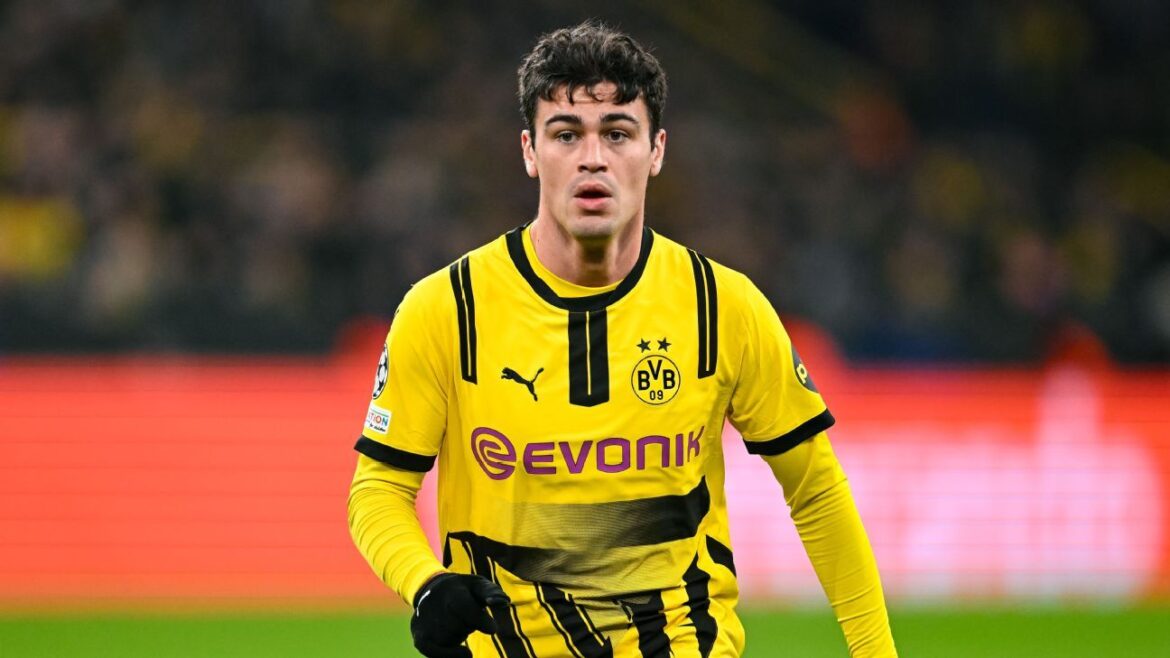 USA's Gio Reyna joins Gladbach from Borussia Dortmund