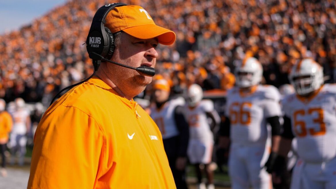 2026 college football recruiting class rankings - top 40 schools