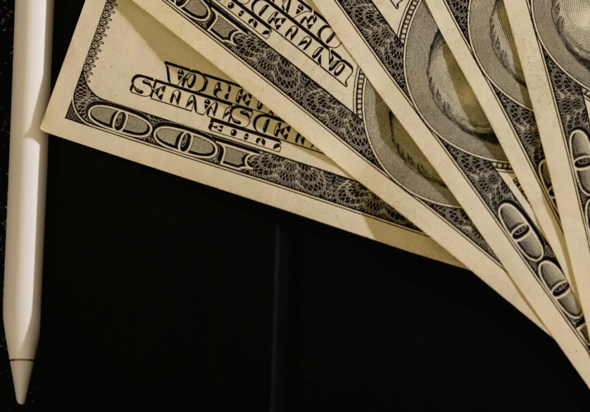 Bitwise presenta alla SEC un nuovo fondo che unisce azioni e crypto legate a stablecoin e tokenizzazione