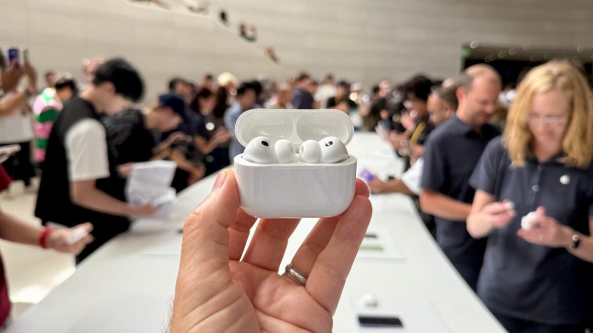 I Tried Apple’s New AirPods Pro 3 and They Feel I Tried Apple's New AirPods Pro 3 and They Feel Surprisingly Different