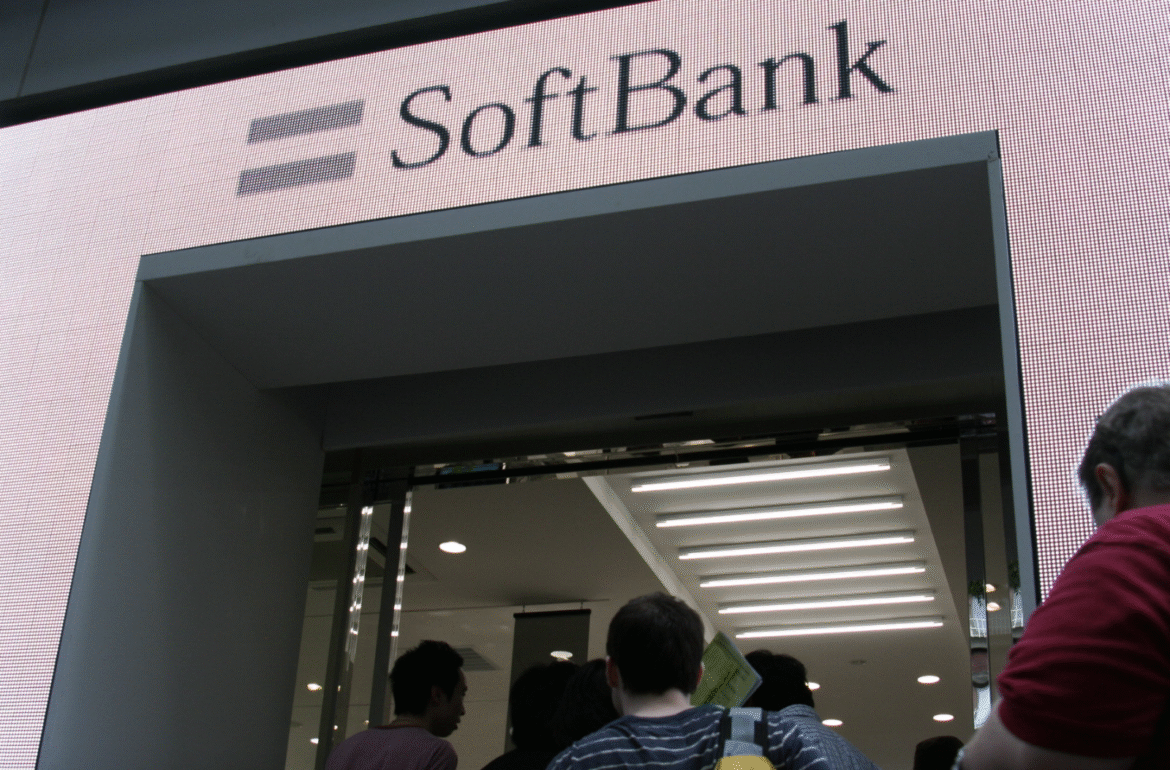 Japanese Giant Softbank to Potentially Participate in Tether's Funding Round