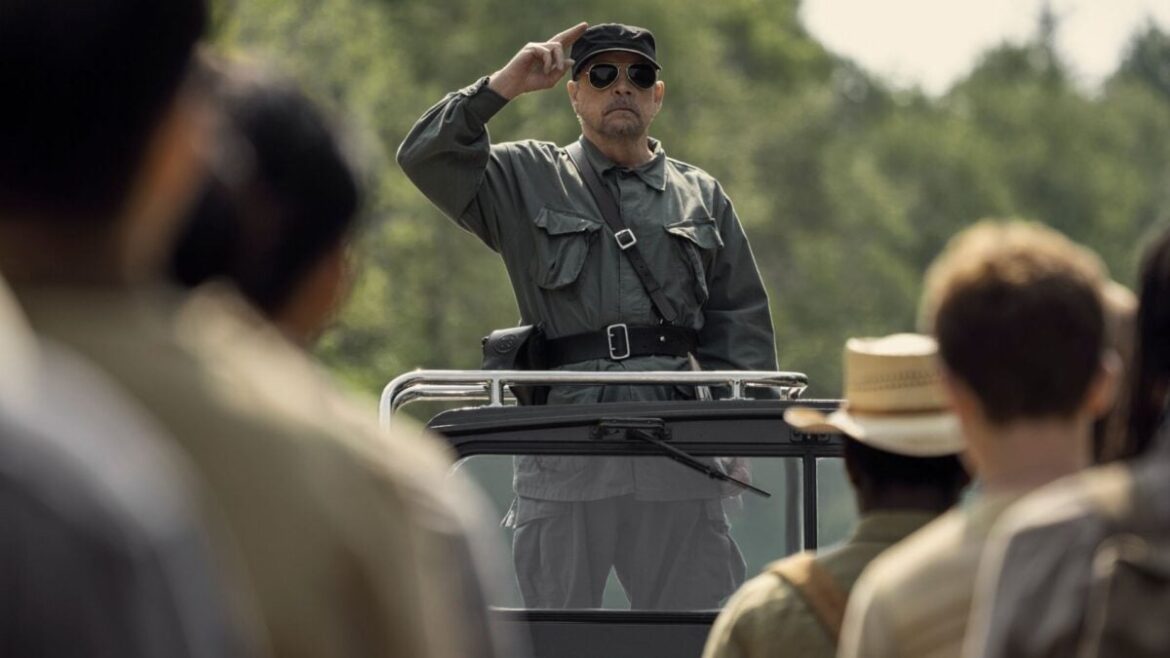 Mark Hamill Is Embracing His Villain Era