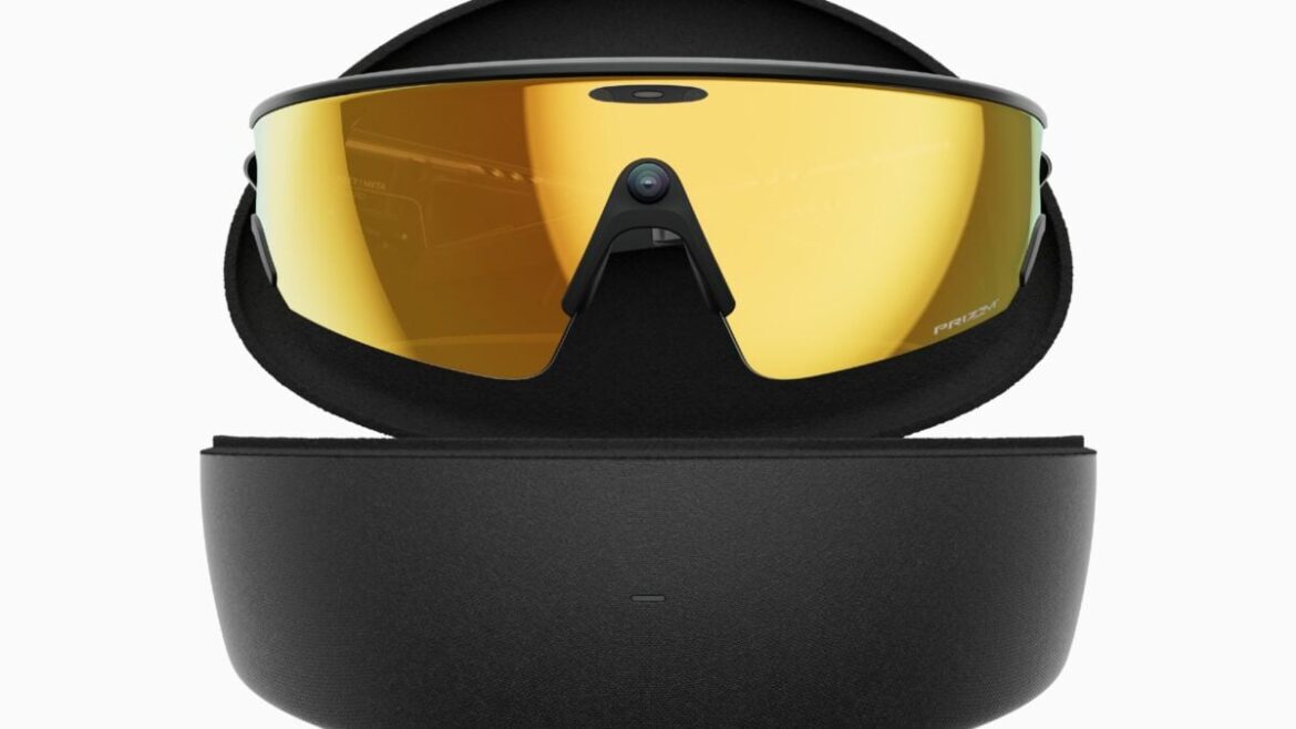 Meta's New Wraparound Smart Glasses Are the Most Oakley Oakleys You Can Buy