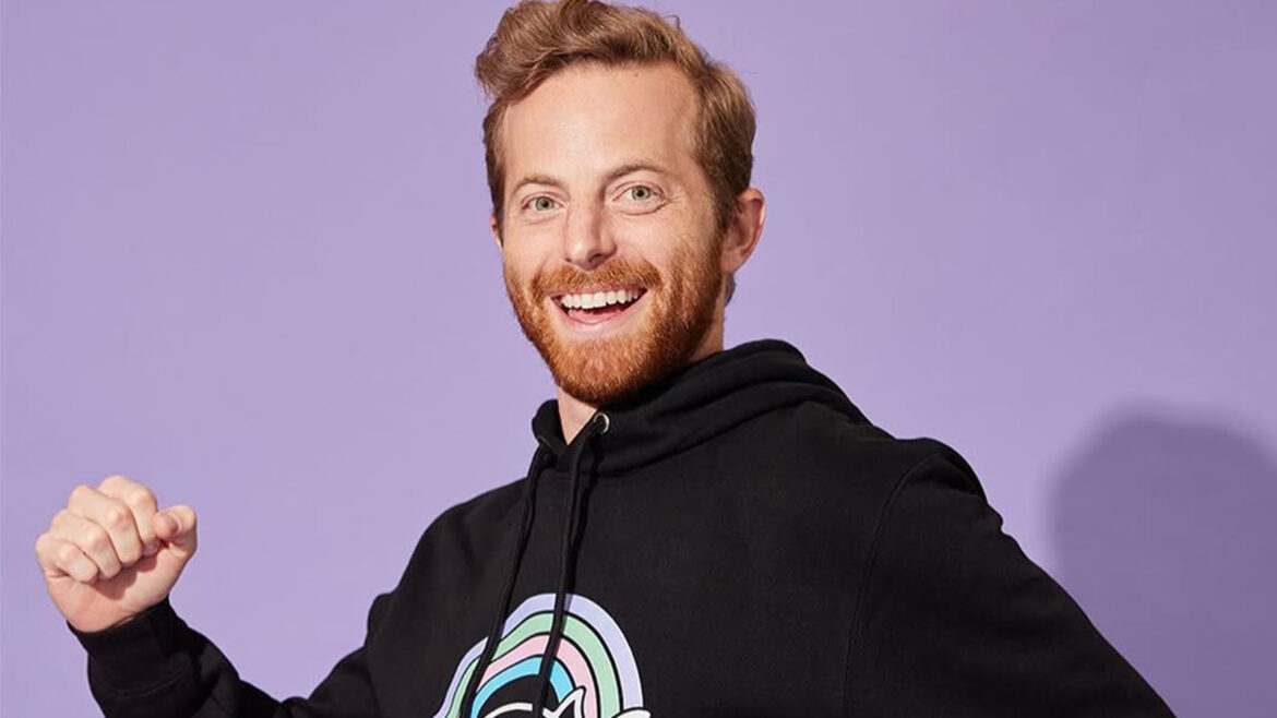 Valkyrae and Cinna crying on stream while talking to camera