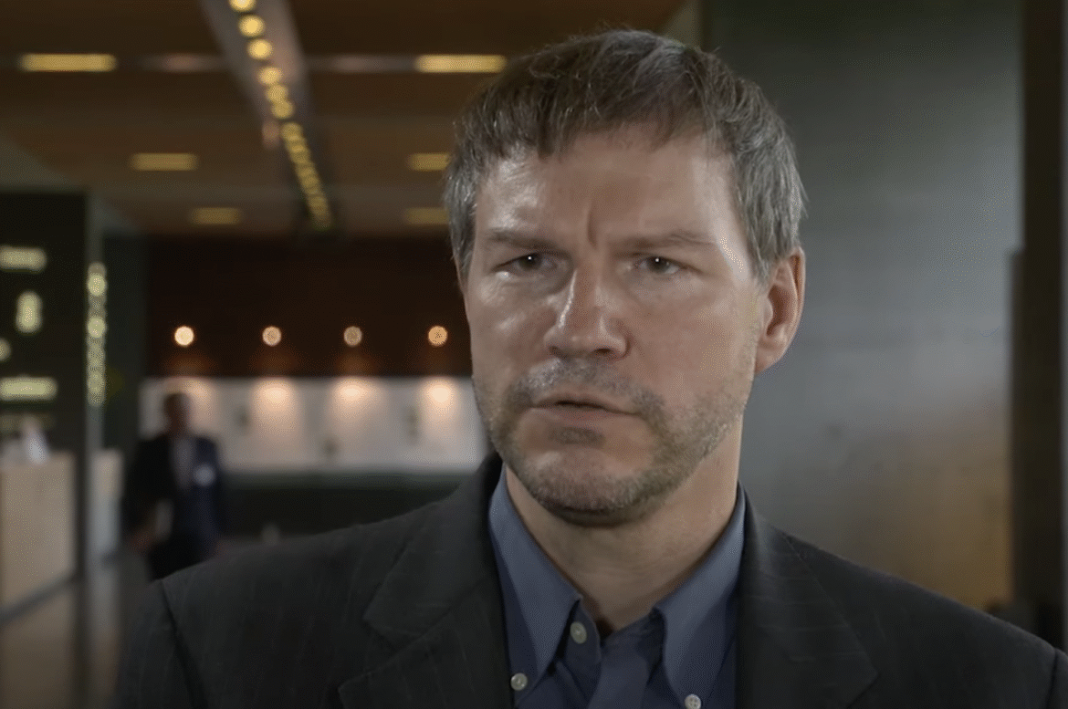 Nick Szabo: $44M in Bitcoin on the Move Amid Fears of State Seizure