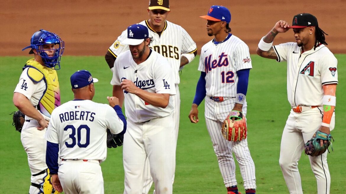 Sign my jersey! Even Clayton Kershaw's opponents want one