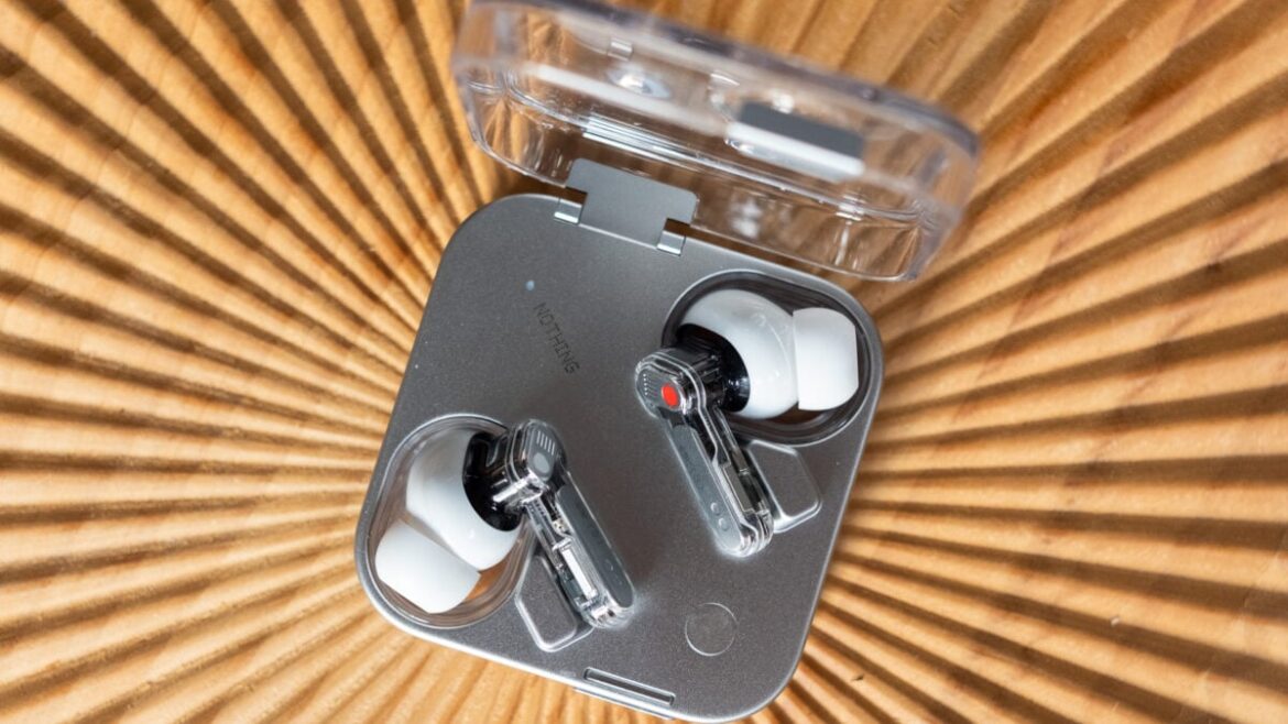 Super Sounding Wireless Earbuds, Not-So-Super Mic