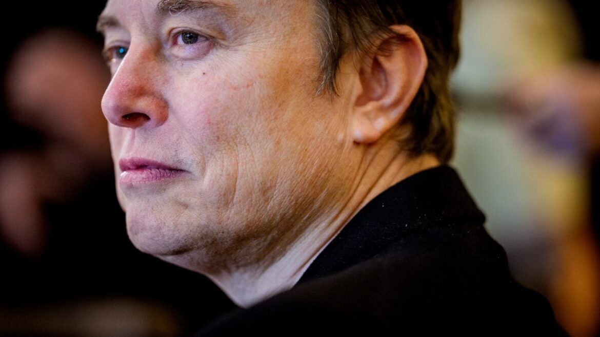 Tesla Offers ONE TRILLION DOLLAR Pay Package to Elon Musk (If He Can Stay Focused)