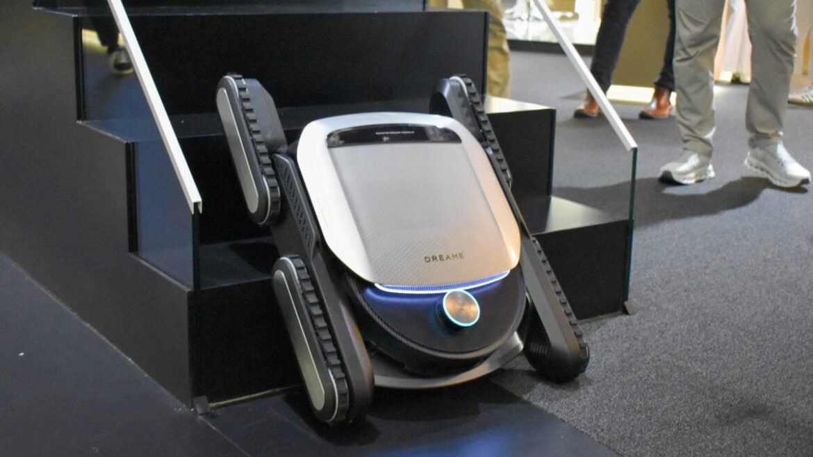 The Robot Vacuum’s Next Humble Trick: Climbing Stairs The Robot Vacuum's Next Humble Trick: Climbing Stairs