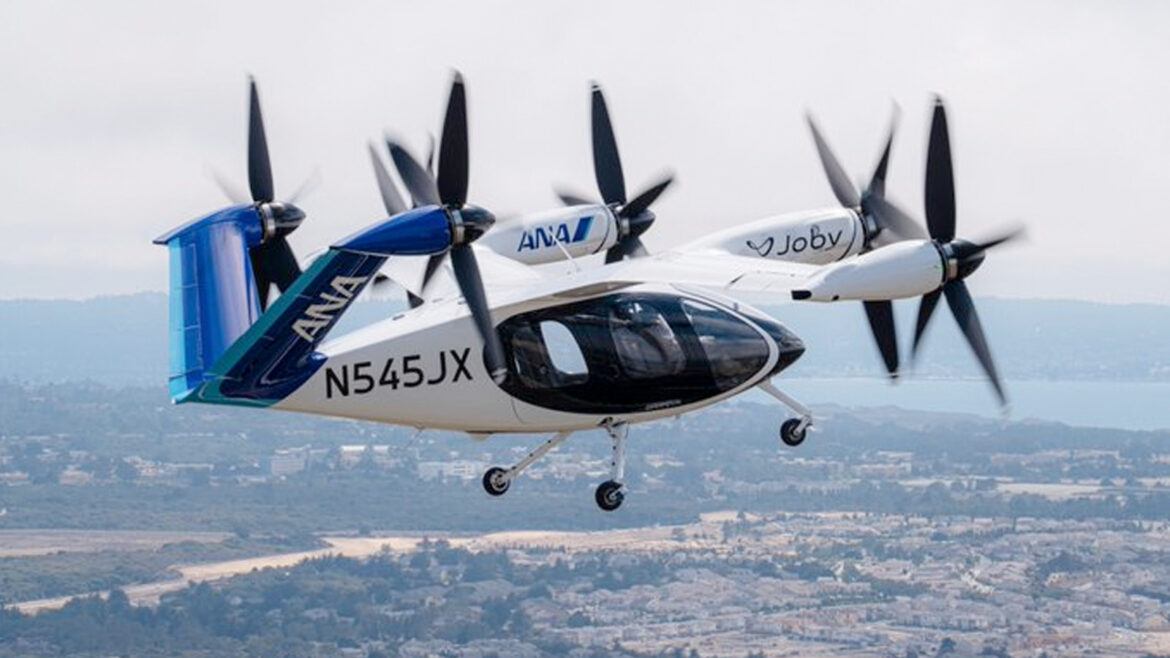 Mark Hamill in Star Citizen and GTA 6 cover art