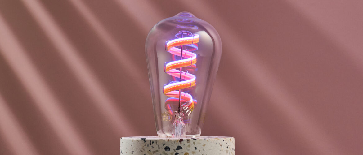 WiZ Filament Bulb Clear 25W ST19 E26 review: a vintage-style The LEDs in the WiZ filament bulb are lit up in various colors.
