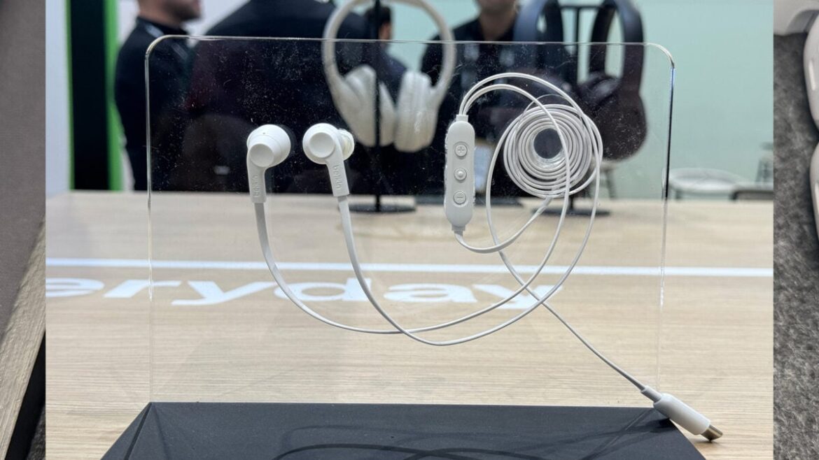 Wired Earbuds Are So Back