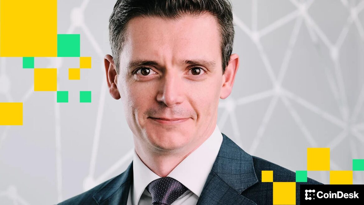 Swiss flag in alpine landscape, symbolizing Sygnum’s Swiss roots